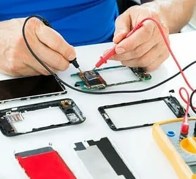 Assistencia-Tecnica-em-CelularesTroca-de-TelaTroca-conector-de-EnergiaRecuperacao-de-Placa-LogicaAtualizacao-de-SistemaConfiguracao-de-ContasSubstituicao-de-Componentes-1