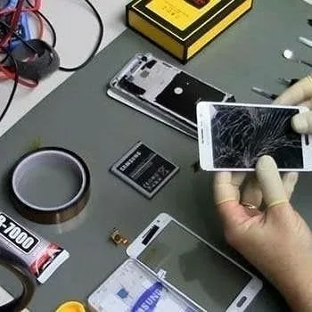Assistencia-Tecnica-em-CelularesTroca-de-TelaTroca-conector-de-EnergiaRecuperacao-de-Placa-LogicaAtualizacao-de-SistemaConfiguracao-de-ContasSubstituicao-de-Componentes
